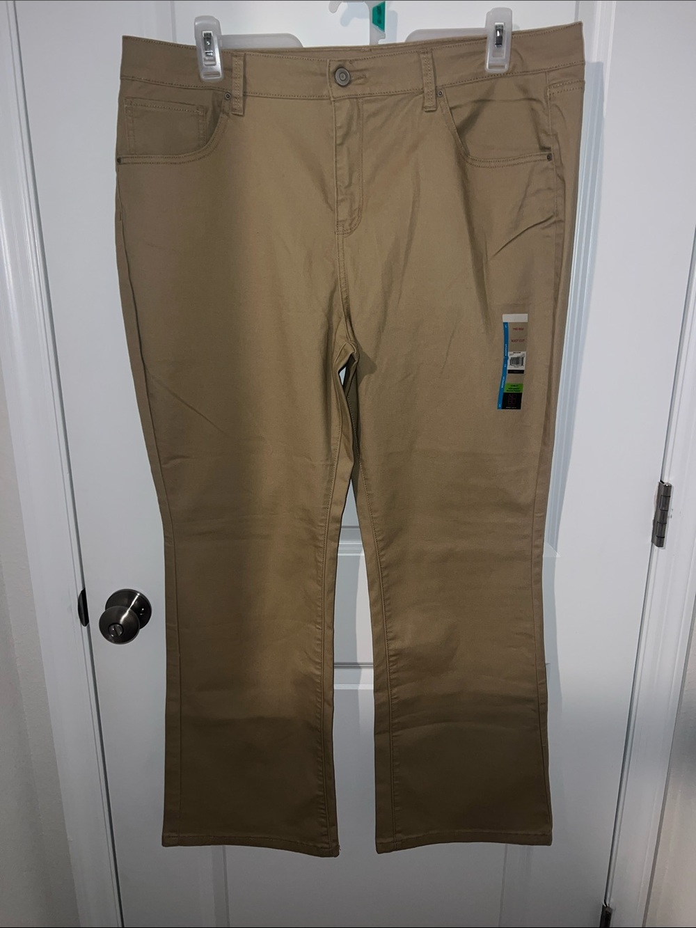 NOBO Women’s Boot-Cut Jeans in Khaki